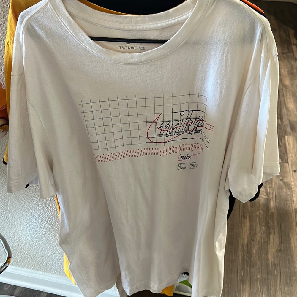 Brand new Nike airmax shirt never worn